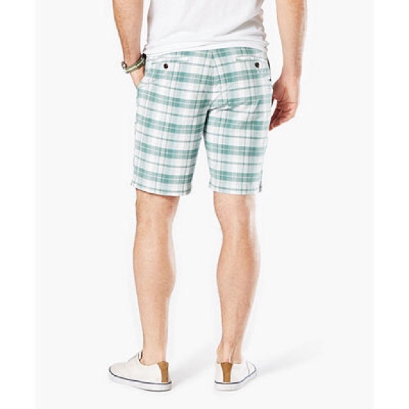 Dockers Plaid Stretch Chino Shorts Big & Tall - 58 - Picture 2 of 3